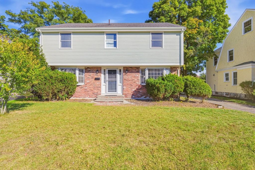 31 Ellison Park, Waltham