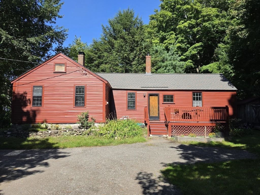 25 Elm St, Groton