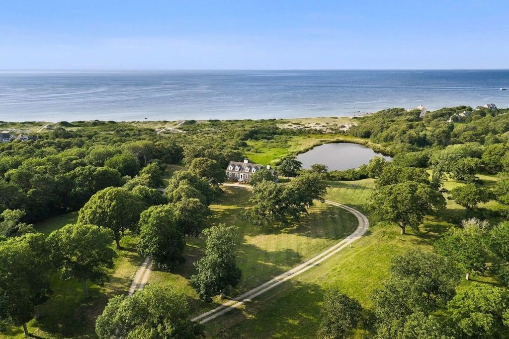 102 Sesuit Neck Rd, Dennis