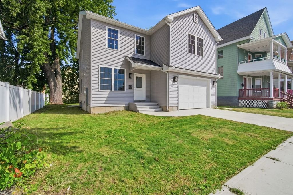 24 Medford St, Springfield