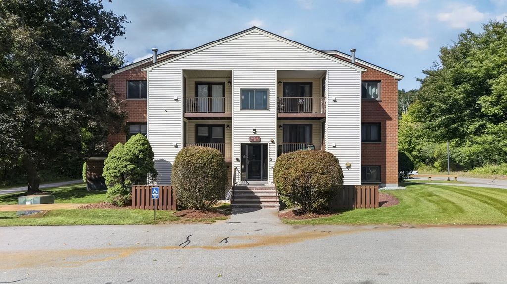 189 Littleton Rd #15, Chelmsford