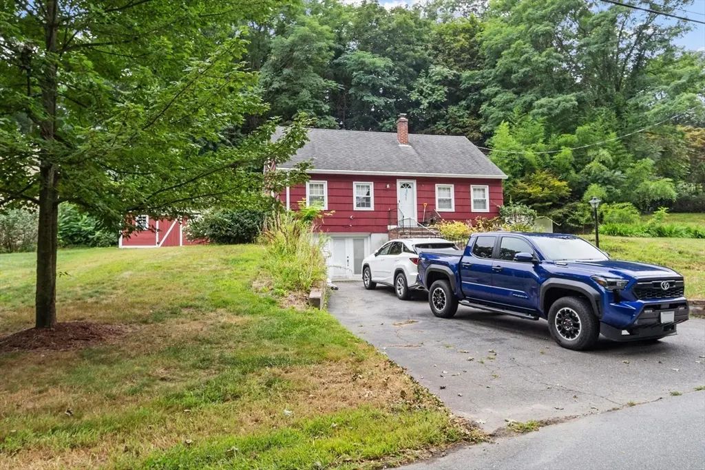 225 Golden Hill Ave, Haverhill
