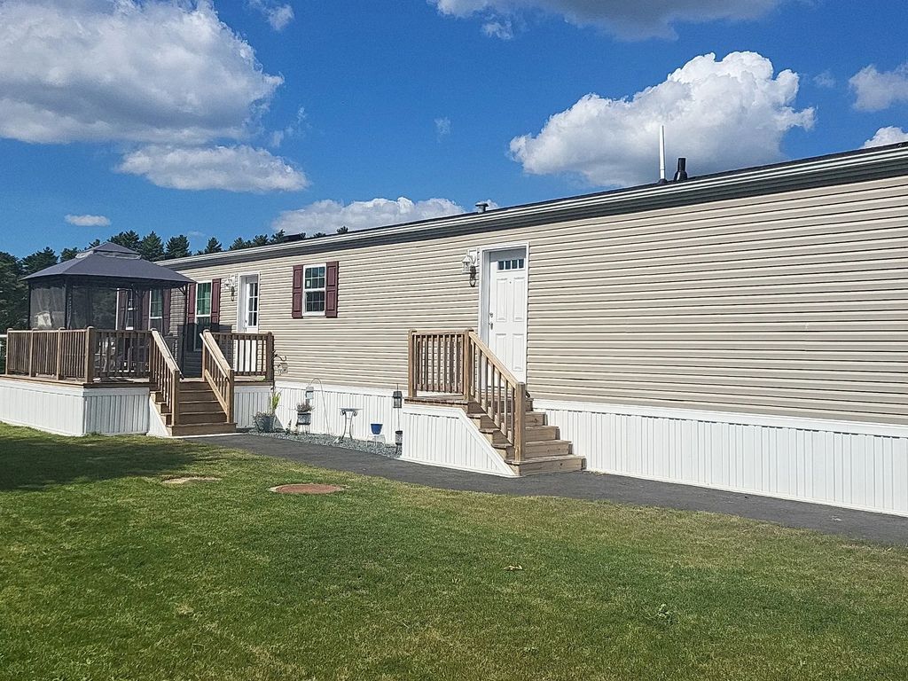 20 Fawn Drive, Plymouth