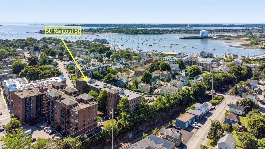 50 Rantoul Street #310, Beverly