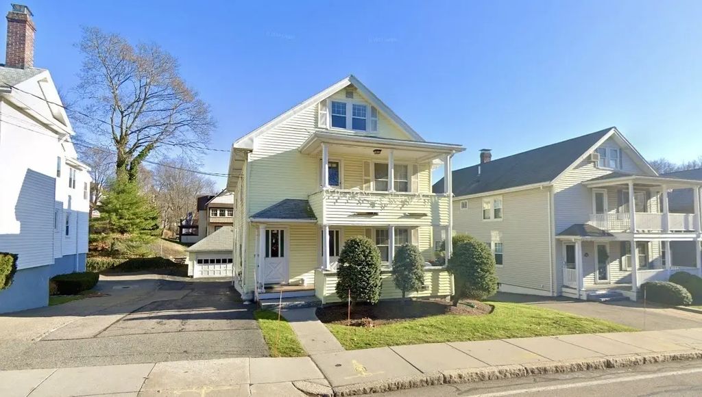 227 Common St, Watertown