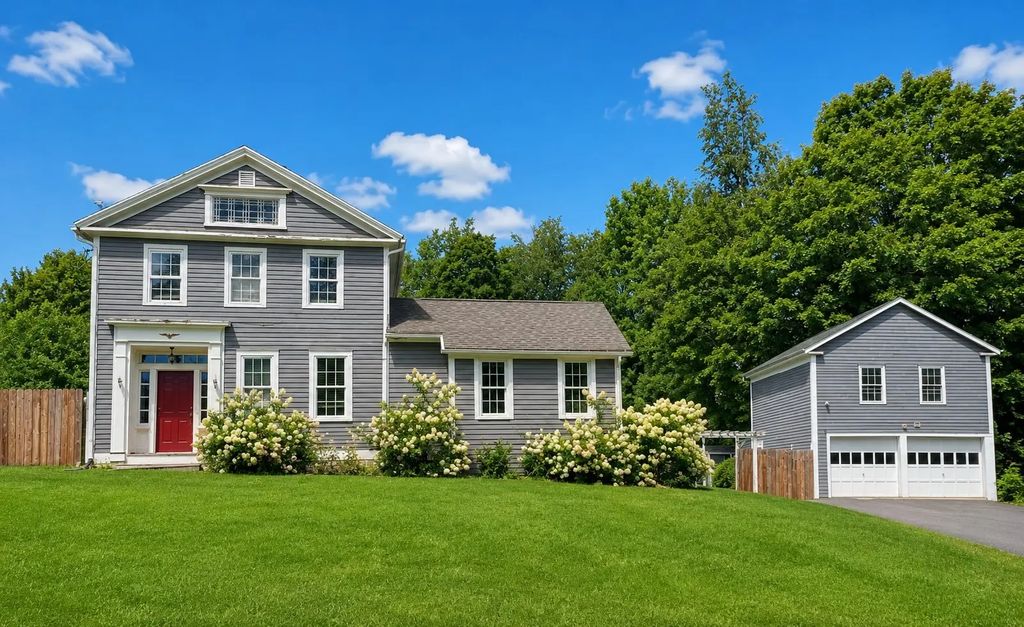 1572 Main Rd, Granville