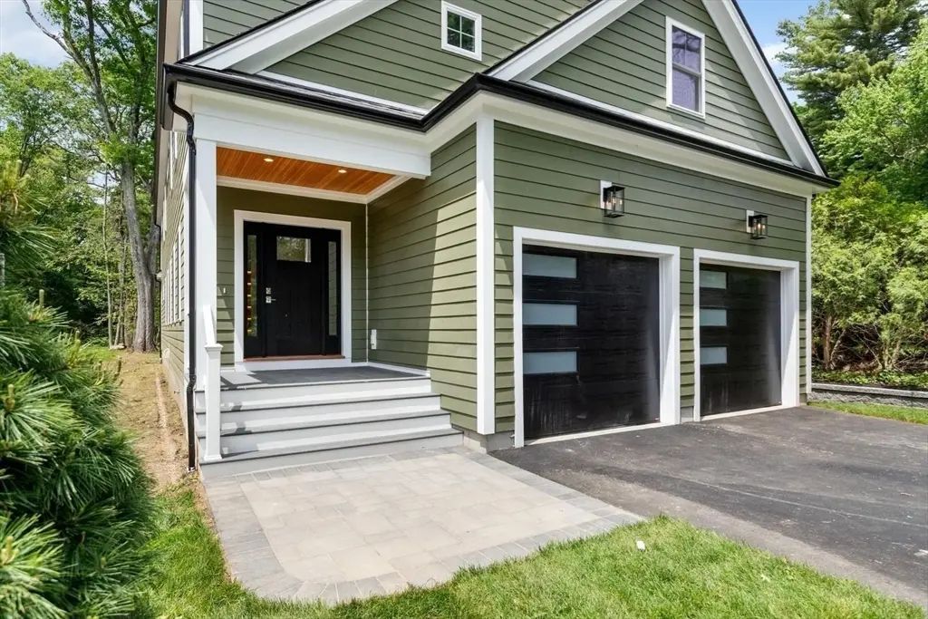 89 Spring St, Lexington