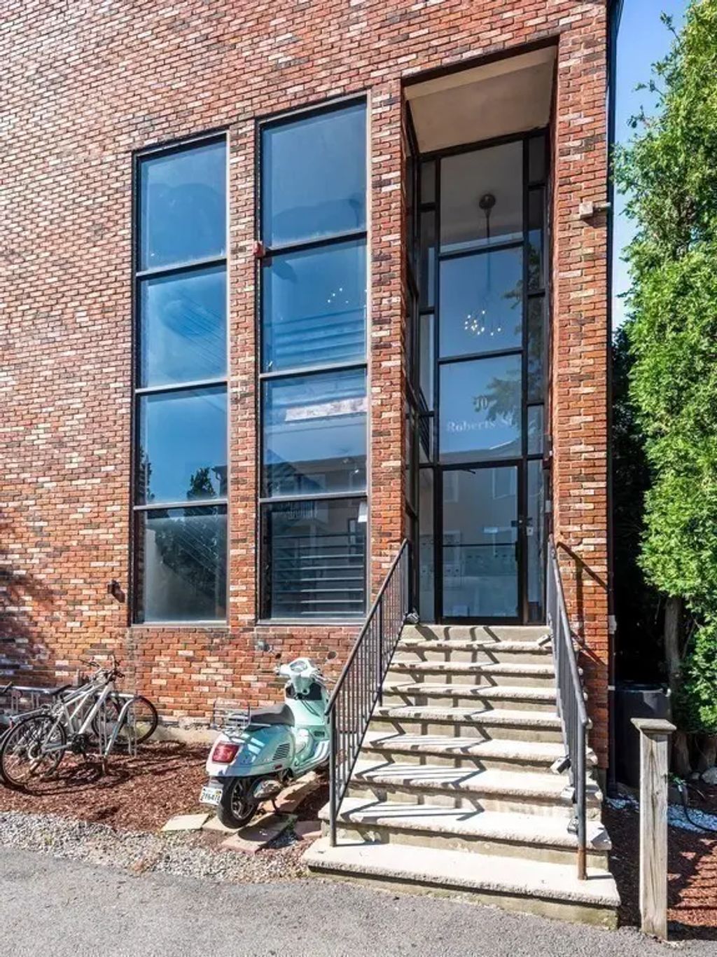 10 Roberts Street #12, Somerville