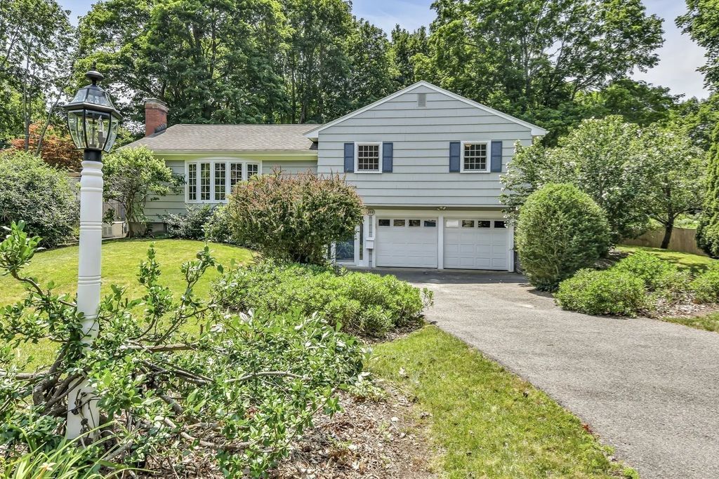 315 Hale St, Beverly