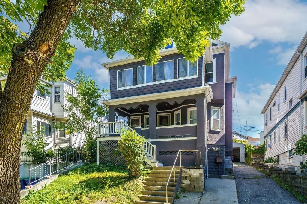 283 Alewife Brook Pkwy, Somerville