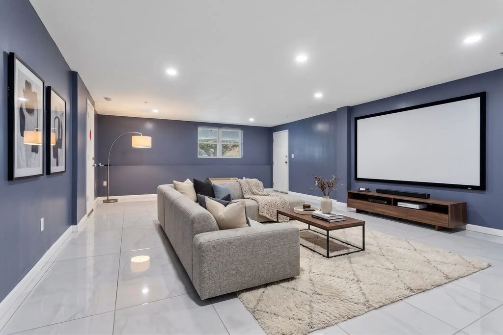 30 Franklin St #116, Malden