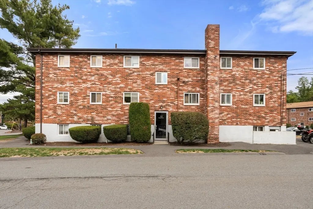 21 Westgate Rd #6, Boston