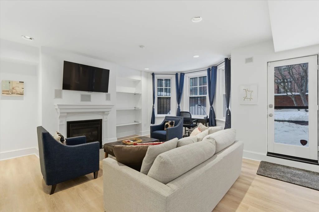 434 Marlborough #b, Boston