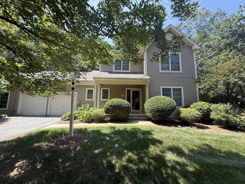 5 Chestnut Ln #5, Bedford