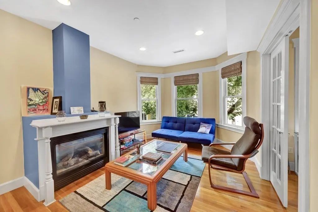292 Western Avenue #1, Cambridge