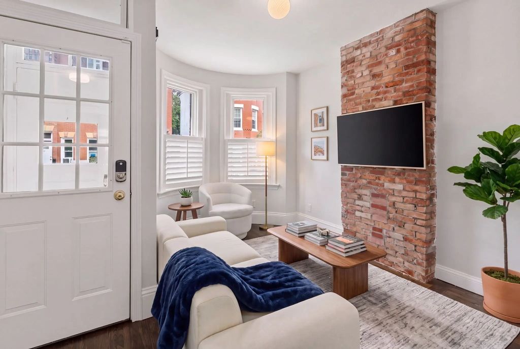 14 Warwick St, Boston