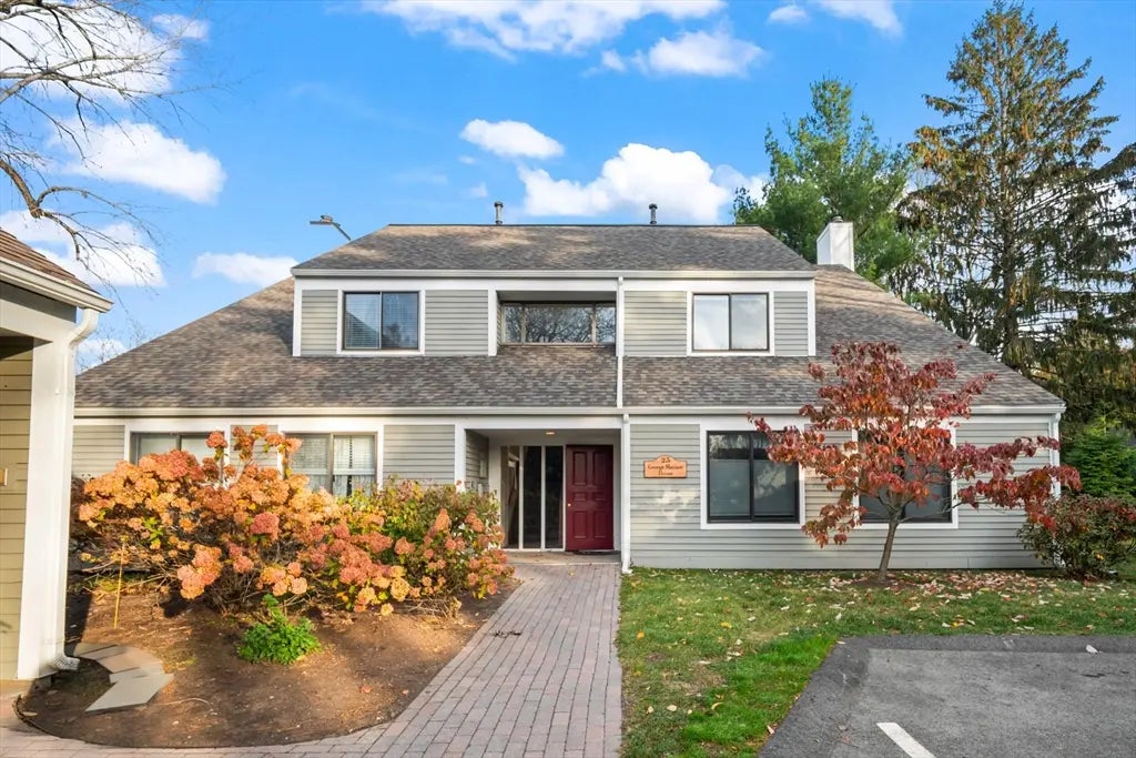 23 Concord Greene #4, Concord