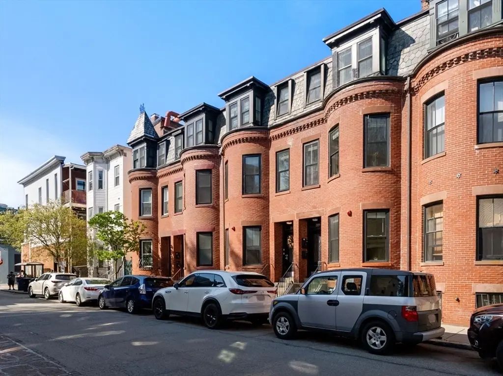209 Green #1, Cambridge
