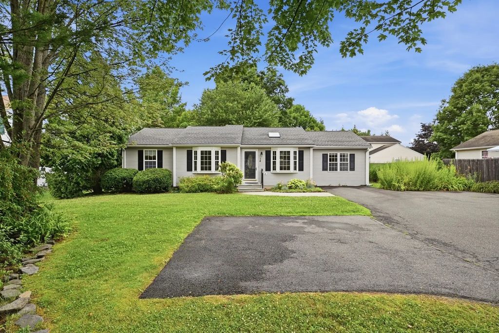 14 Florence Rd, Easthampton
