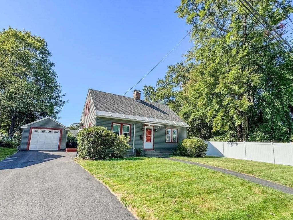 82 Smith Street, Greenfield