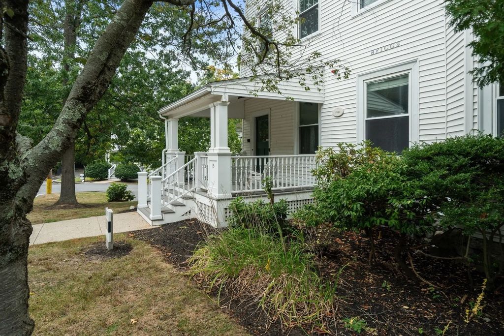 15 Maple Ter, Newton