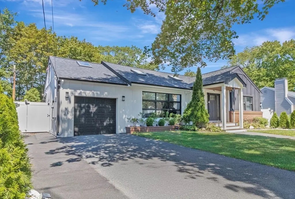 15 Appleton Street, Saugus