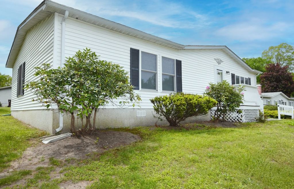 6 Canterbury Lane, Rockland