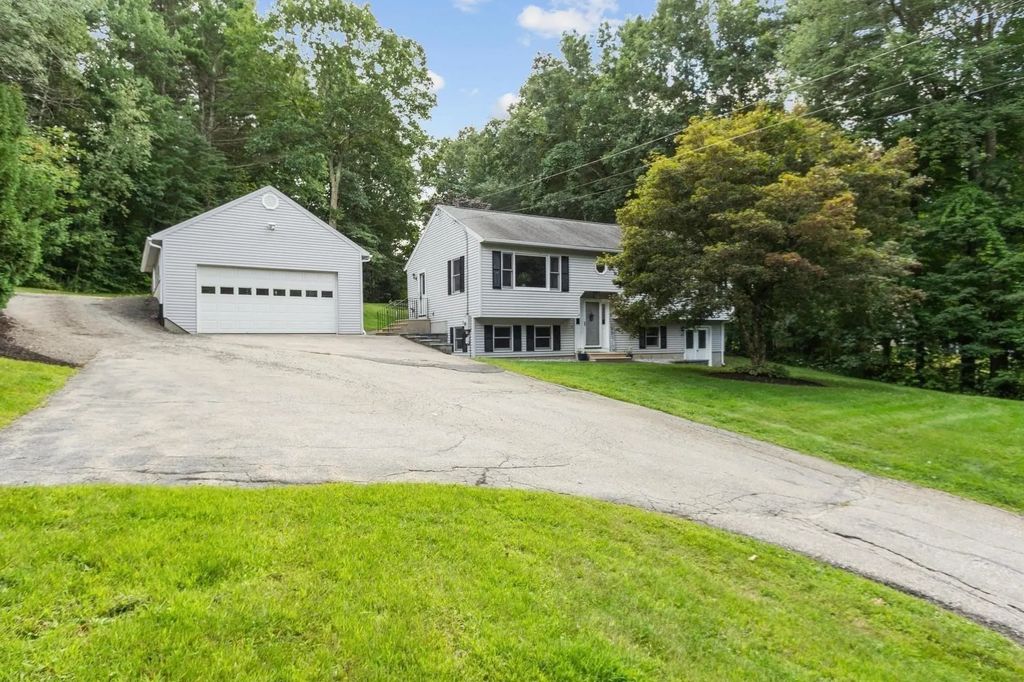 44 W Brookfield Rd, North Brookfield