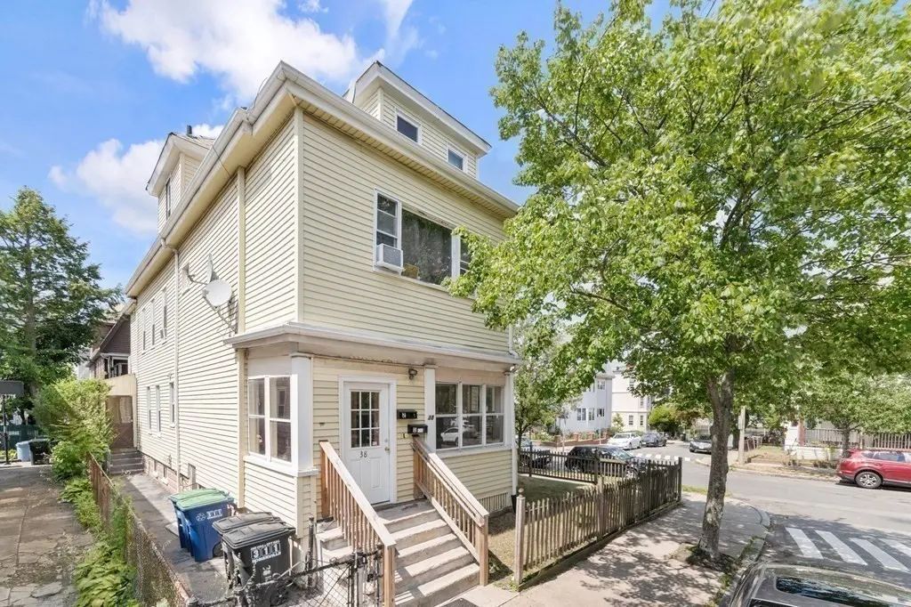38 Illinois Ave., #2, Somerville