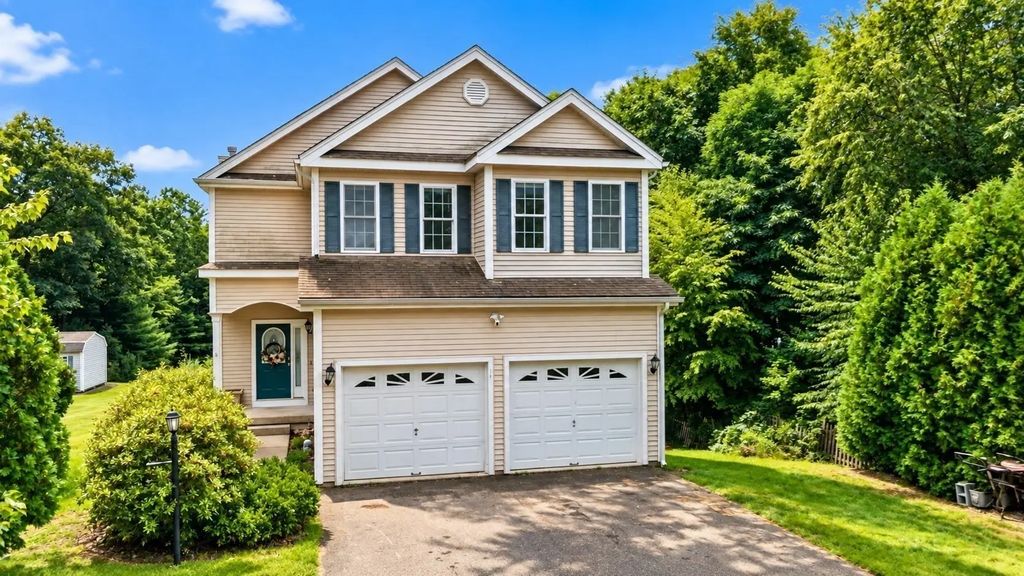 14 West Ledge Rd, Clinton