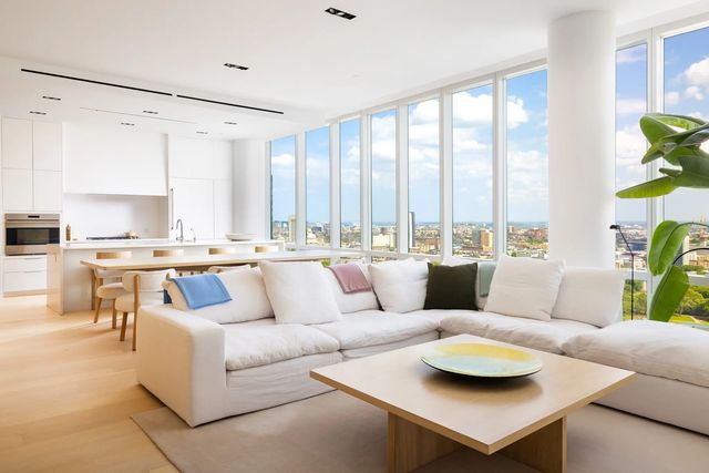 188 Brookline Ave #29b, Boston