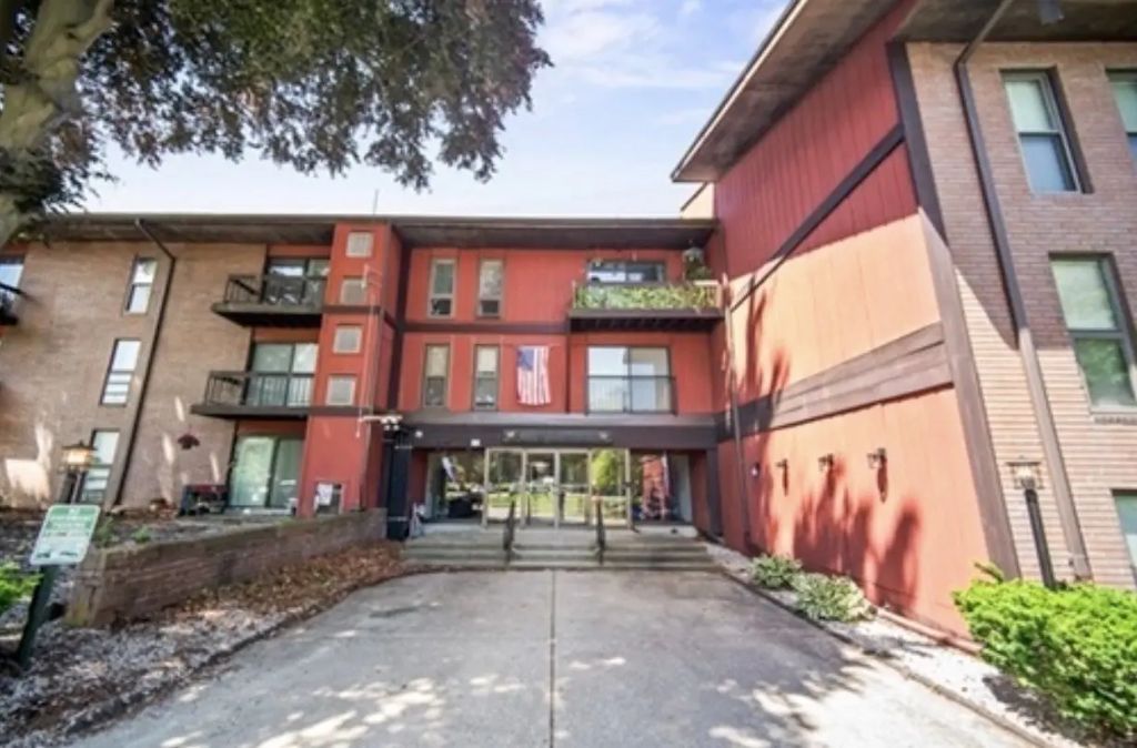 170 Highland St #115a, Taunton