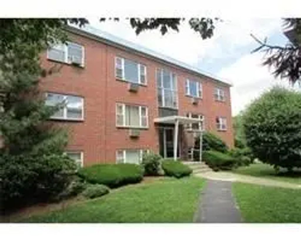1105 Lexington Street #11-6, Waltham