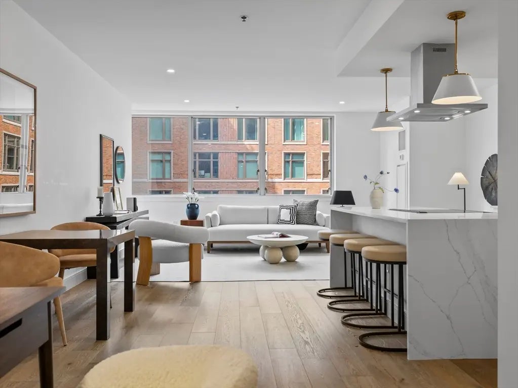 234 Causeway Street #u702, Boston