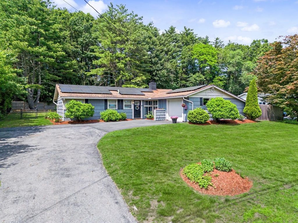9 Joseph Rd, Framingham