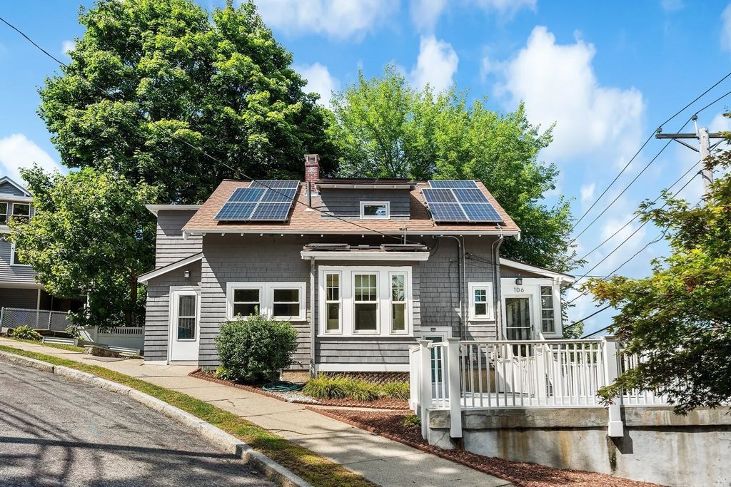 106 Paul Revere Rd, Arlington