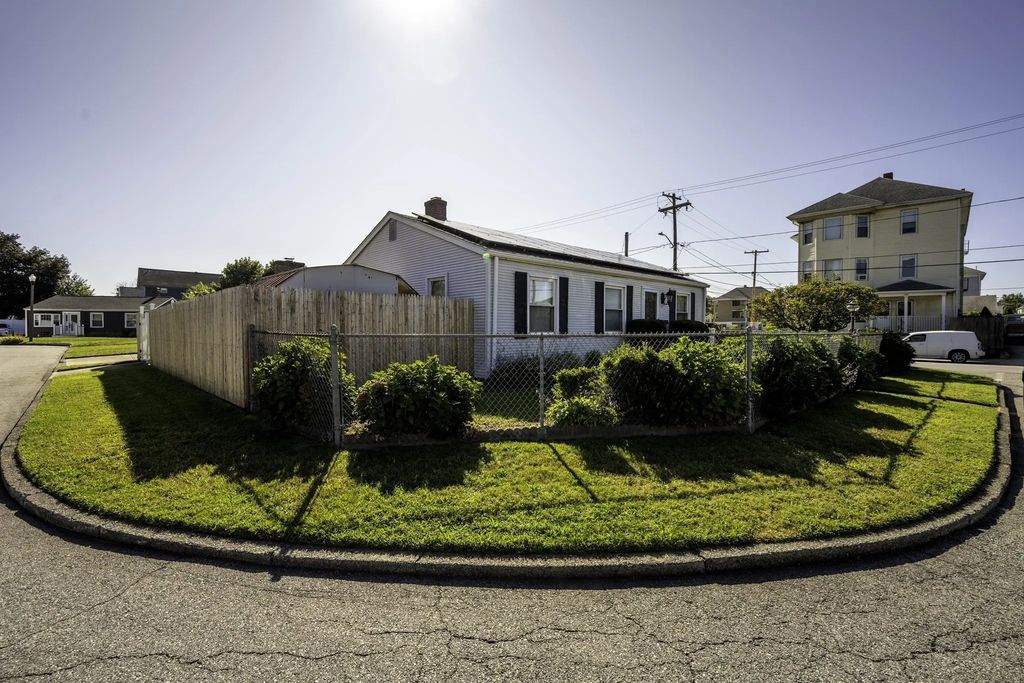 3 Rose Drive, Pawtucket