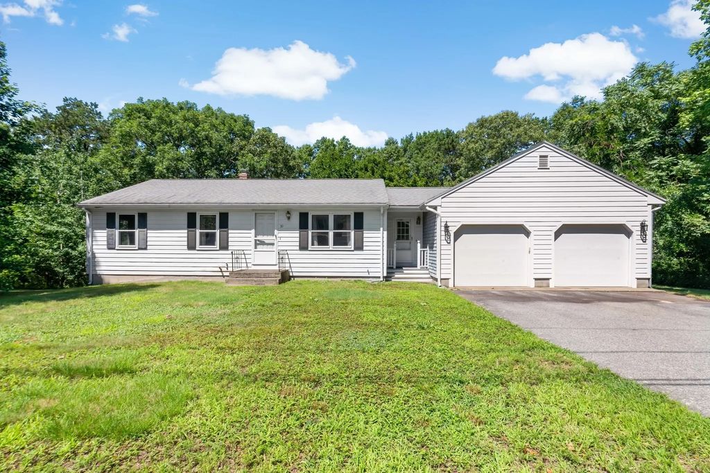 39 Grant Street, Attleboro