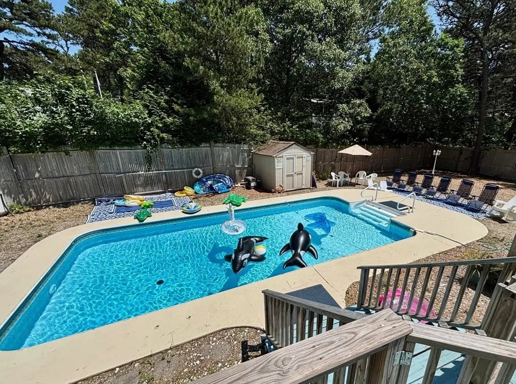 35 Tecumseh Rd., Wellfleet