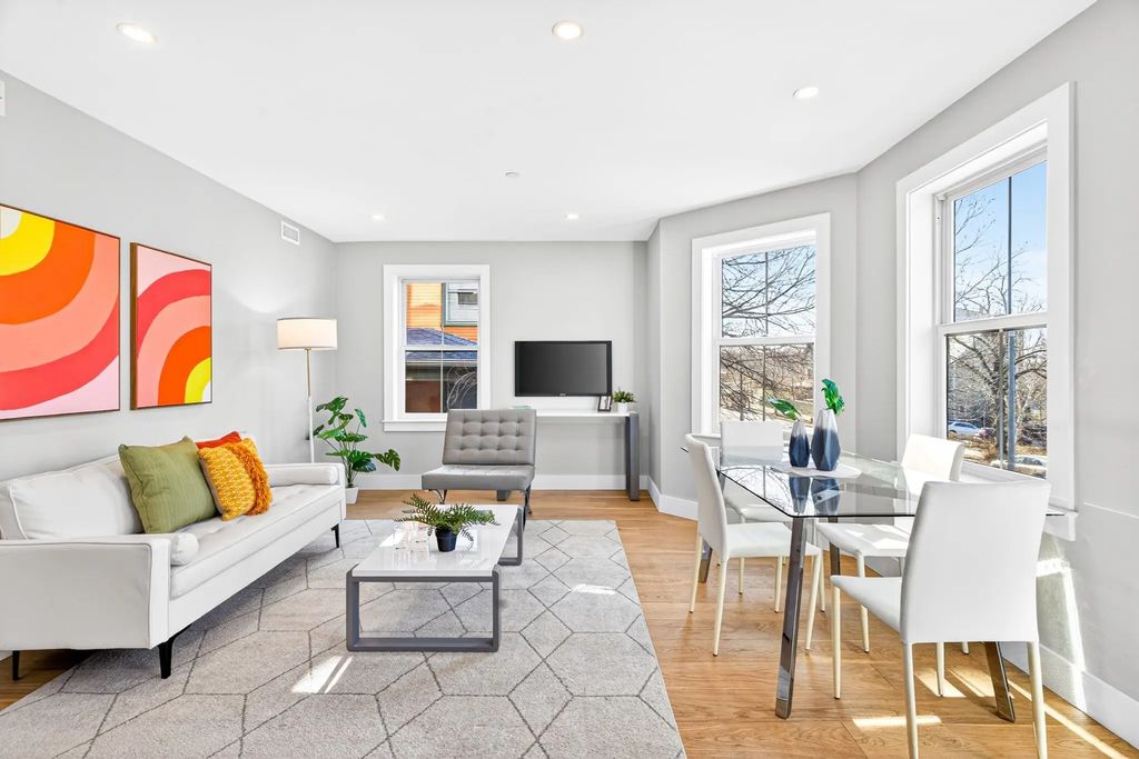 584 Cambridge St #3, Boston