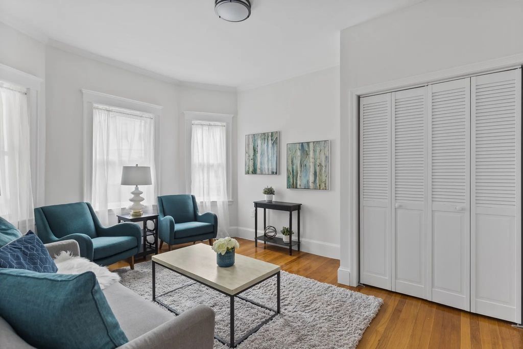 60 Lithgow Street #a, Boston