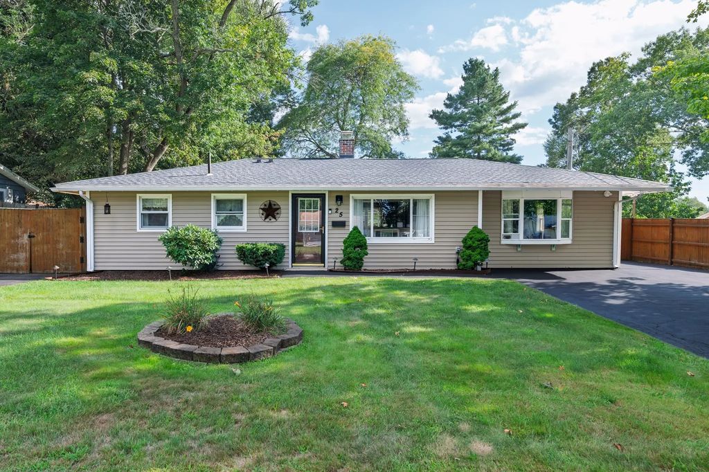 25 Marie Ave., Brockton