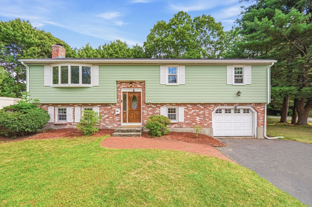25 Oak Ridge Way, Shrewsbury