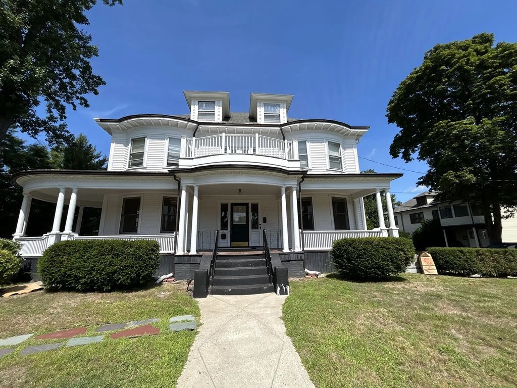 79 Church St #1, Winchester