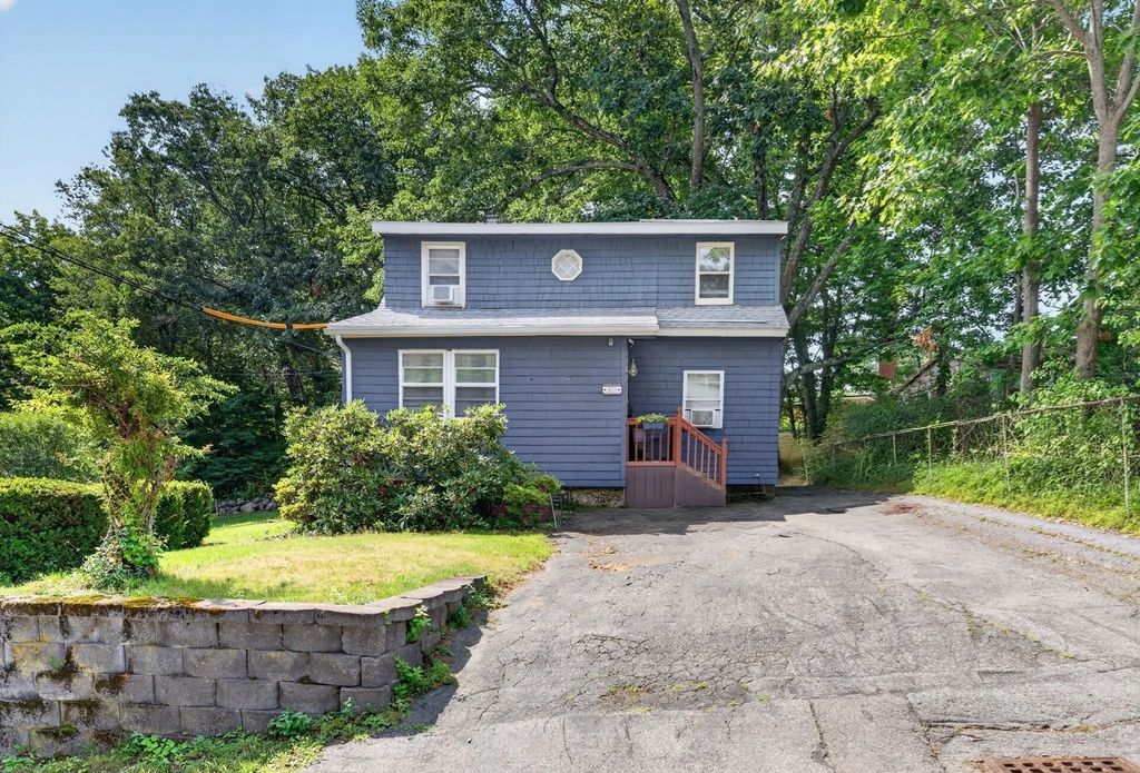 60 Harriett Ave, Burlington
