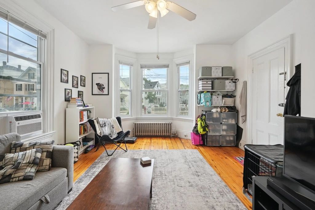 67 Concord Ave #1, Somerville