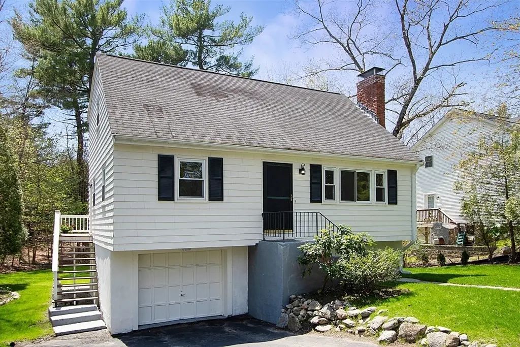 7 Sunnyside Ave, Wellesley
