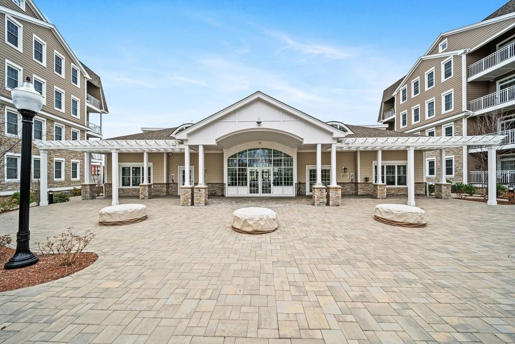 320 Middlesex Ave #f406, Medford