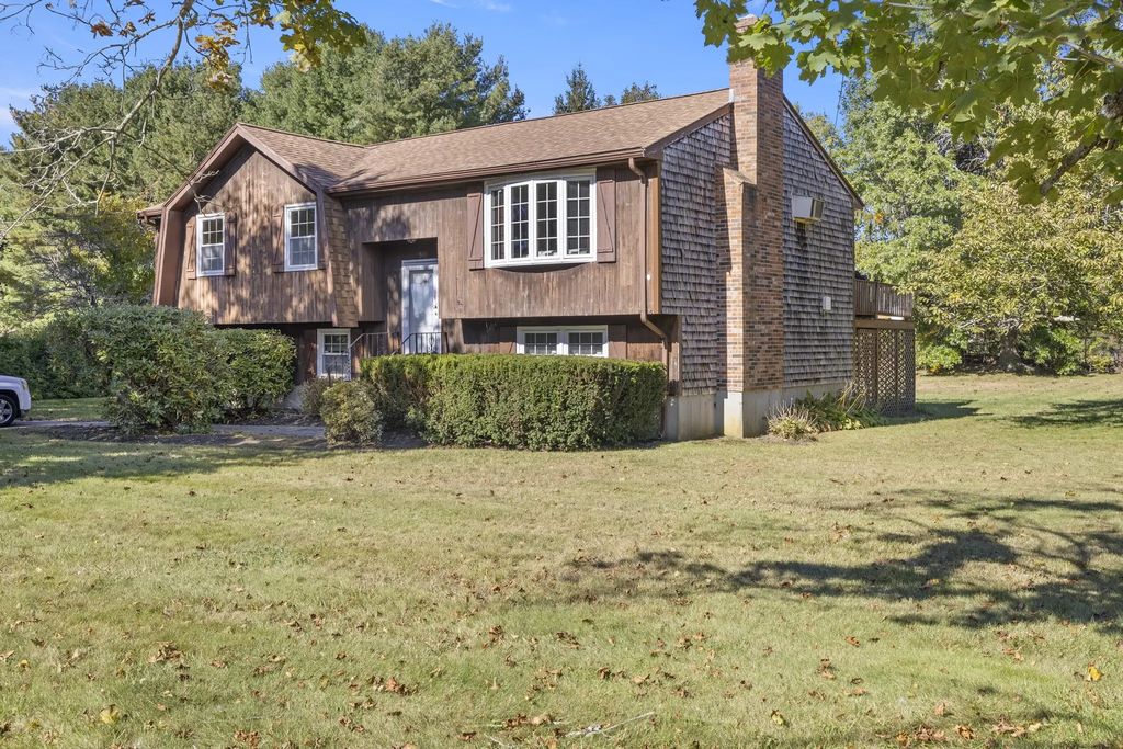59 Spruce St, Bridgewater