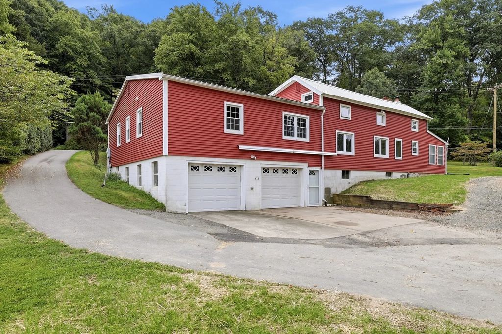 200 Hockanum Rd, Hadley